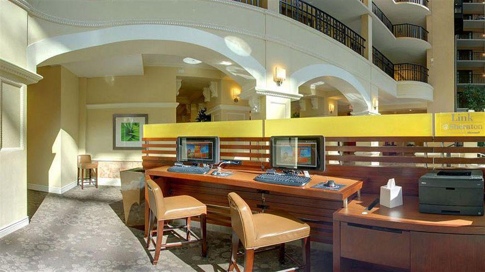 Four Points By Sheraton Suites Tampa Airport Westshore Екстер'єр фото