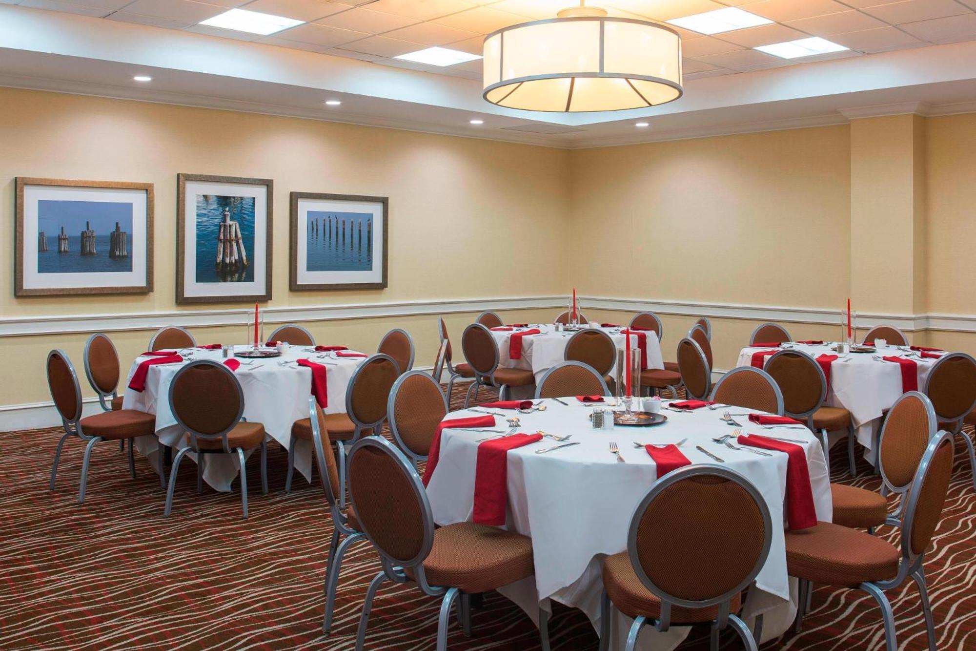 Four Points By Sheraton Suites Tampa Airport Westshore Екстер'єр фото