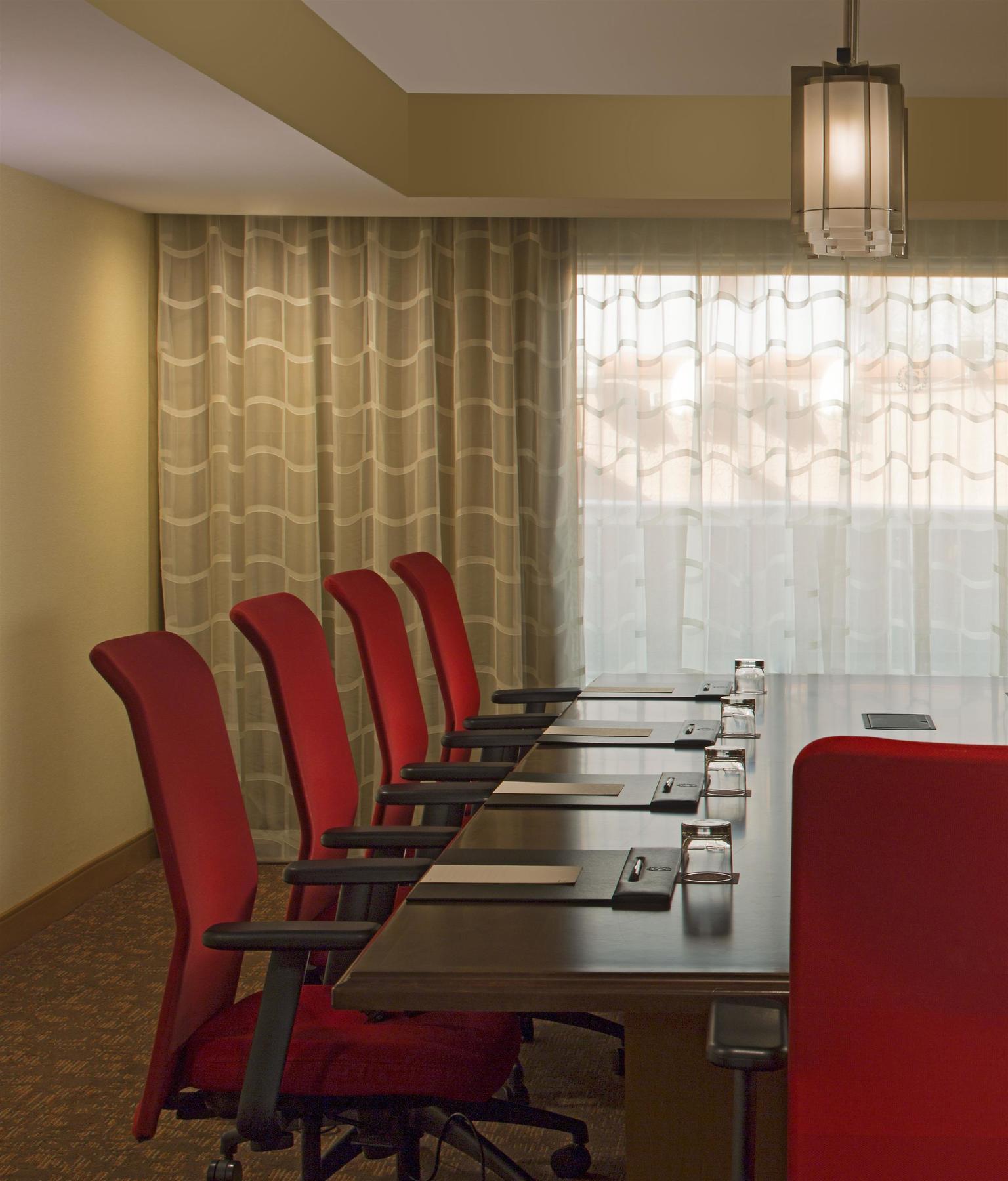 Four Points By Sheraton Suites Tampa Airport Westshore Екстер'єр фото