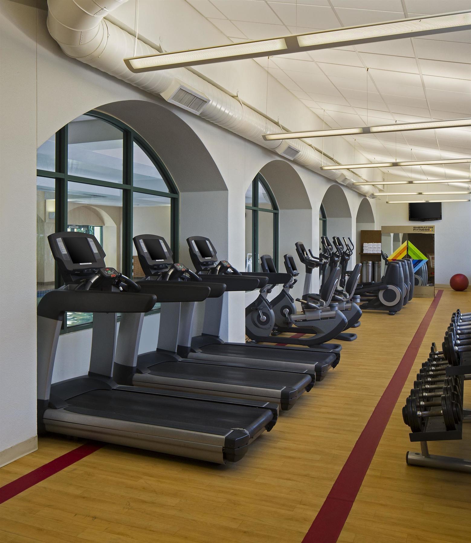 Four Points By Sheraton Suites Tampa Airport Westshore Екстер'єр фото